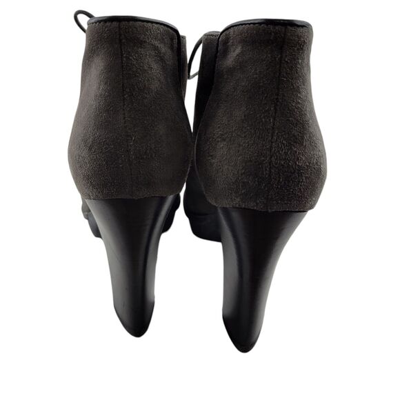 Tod's Boots Womens 7 37 Chukkah Platform Heel Lace Up Gray Suede Academia Prep - Picture 6 of 12